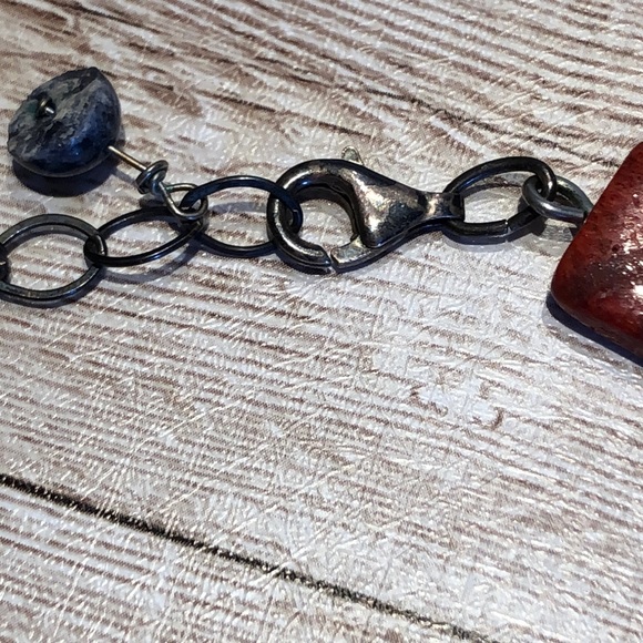 Hand-made gorgeous polished stone necklace with turquoise pendant - Picture 5 of 9